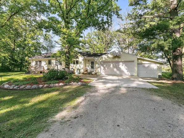 16434 W River Rd, Little Falls, MN 56345