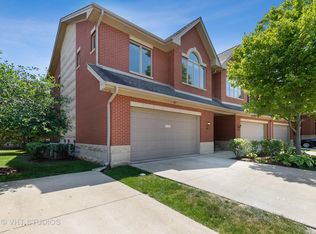 21 Northfield Ter UNIT 21, Wheeling, IL 60090