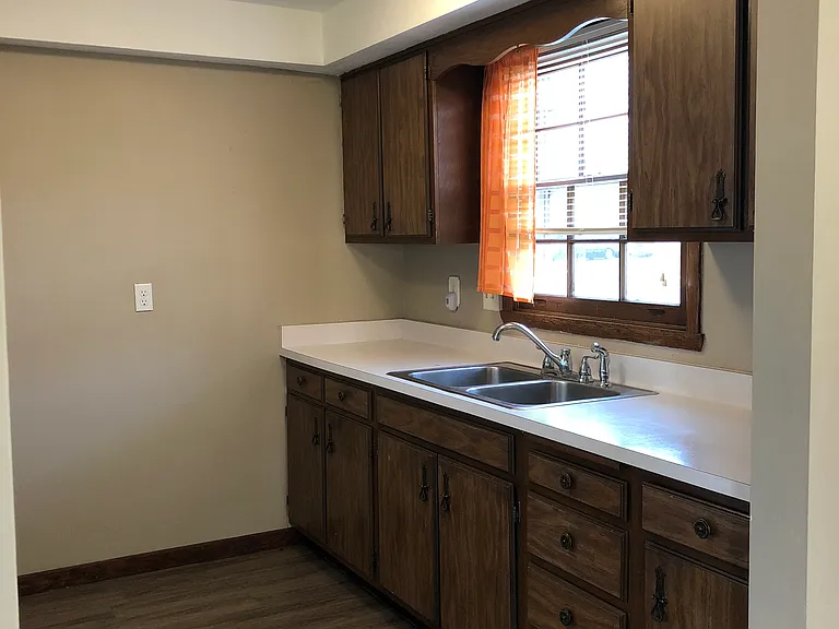 1120 Meadow Ln #3 — Photo 4