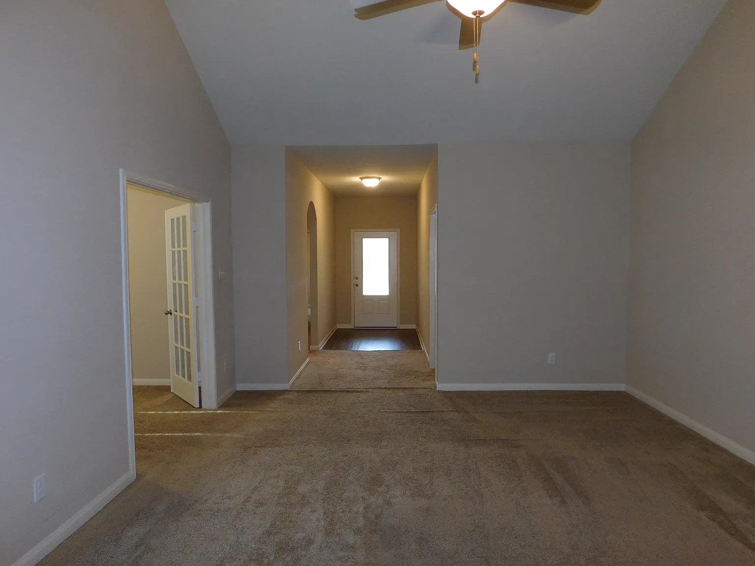 4 bed, 1658 sqft, $1,850 — Photo 4