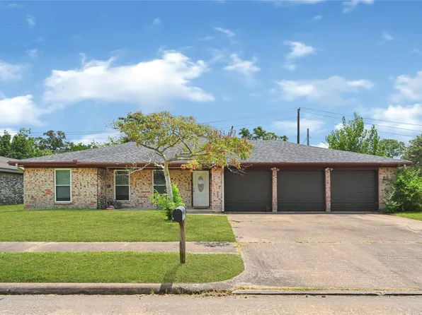 5225 Creekview Dr, La Porte, TX 77571