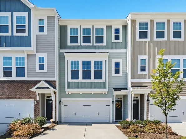 1037 Islip Pl, Durham, NC 27703
