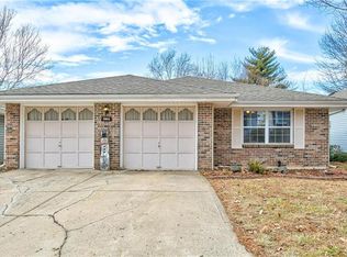 2805 NW 3rd Ter, Blue Springs, MO 64014