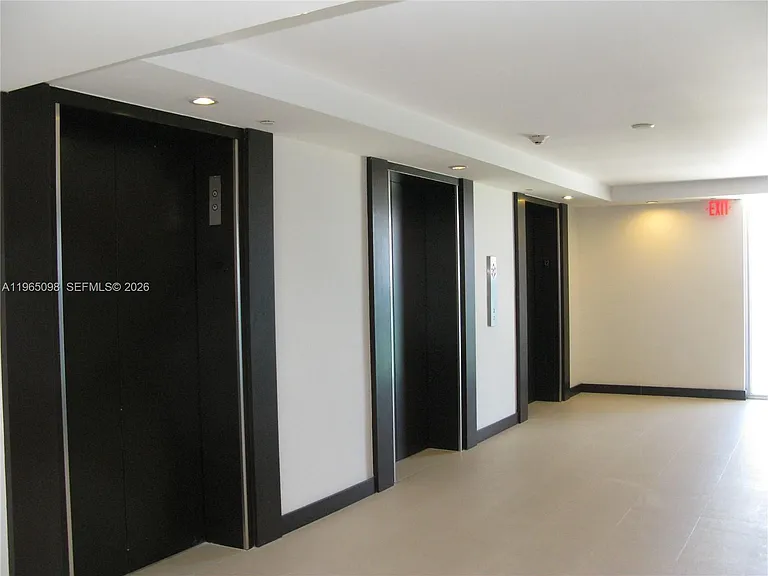 5701 Collins Ave #905 — Photo 18