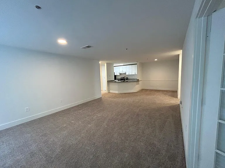 Wesley St. Claire Apartments at Lawrenceville — Photo 264