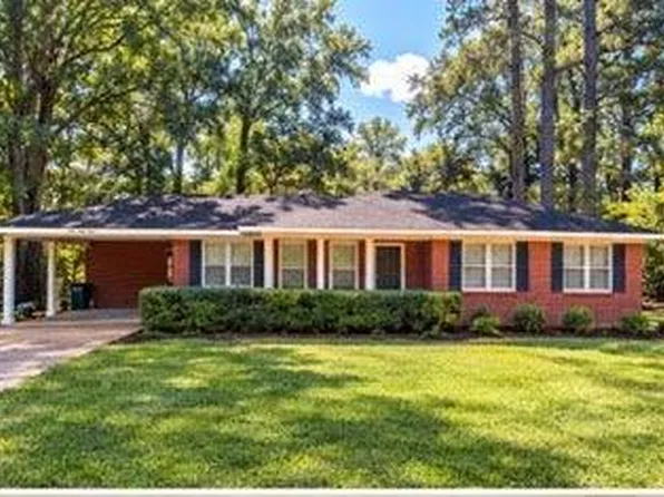 929 Sunset Dr, Grenada, MS 38901