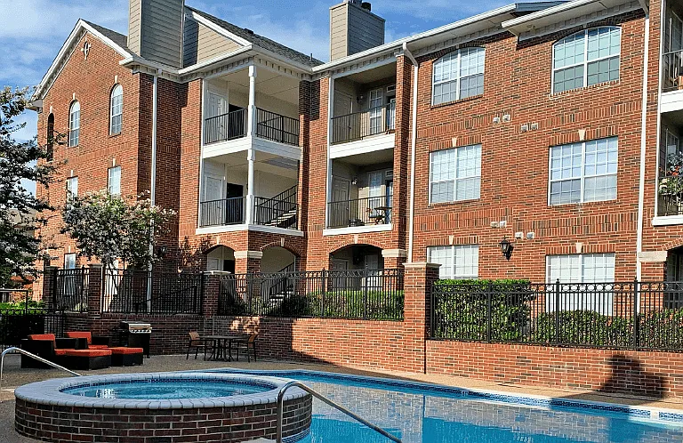 PrestonBridge Apartments — Photo 7