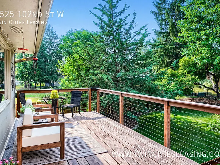 7525 W 102nd St — Photo 23
