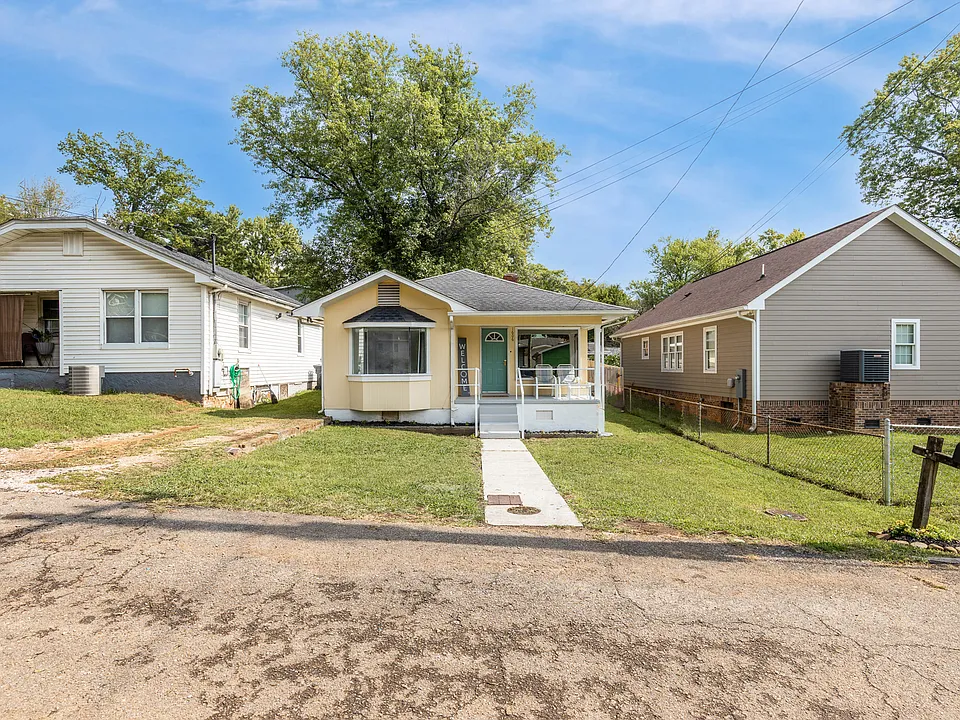 1606 N 4th Ave