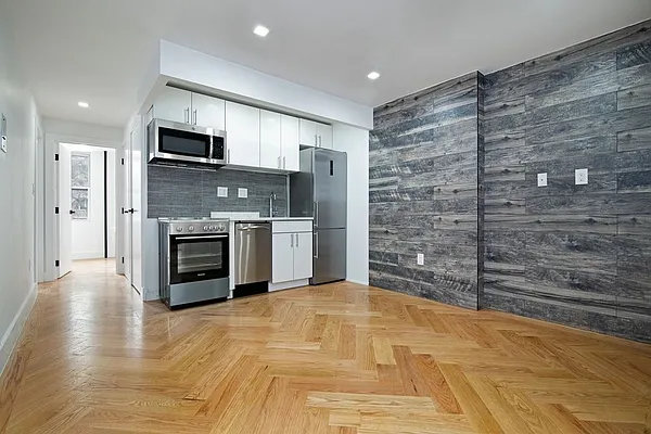 Rented by REAL New York | media 1