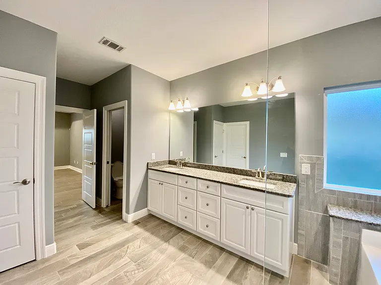5468 Dallas Ct — Photo 10