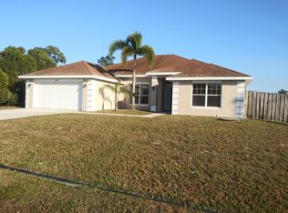 2497 SE Stonecrop St, Port Saint Lucie, FL 34984