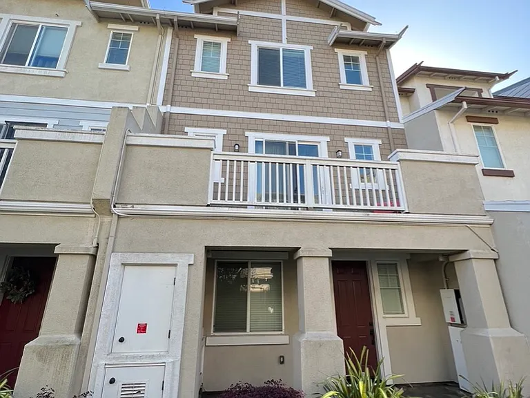 17080 Saint Agatha Ln — Photo 3