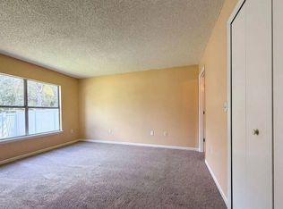 7923 Cherry Blossom Dr N #1, Jacksonville, FL 32216