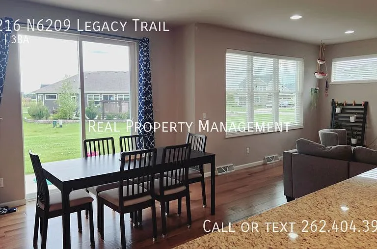 W216N6209 Legacy Trl — Photo 5