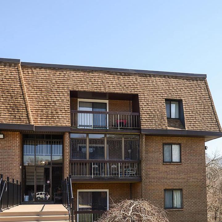 1st image of 5428-4D2 Valley Green Dr