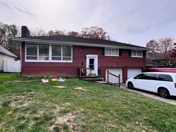 227 Birkewood Rd, Huntington, WV 25705