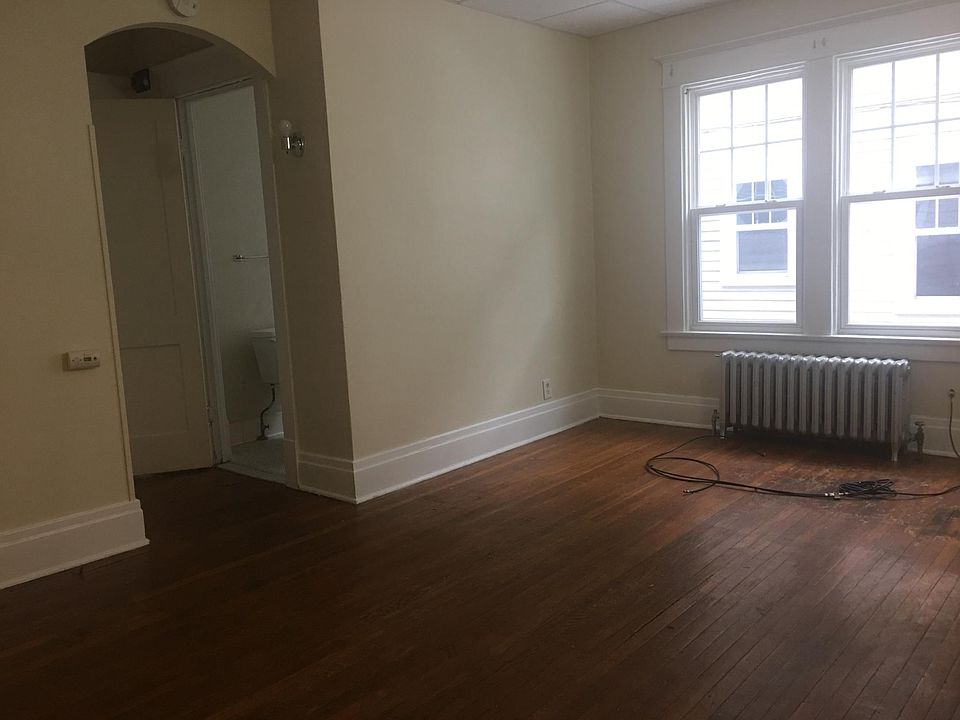 1st image of 418 Jersey St