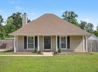 9779 Corrinne Ave, Denham Springs, LA 70706
