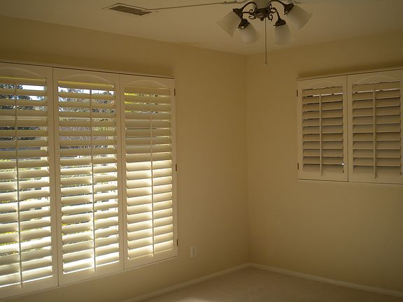 5th image of 760 Glendenning Way