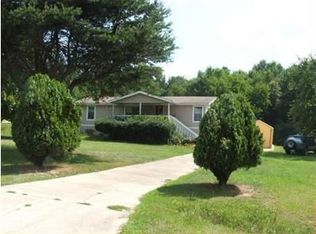 252 Hidden Acres Rd, Winder, GA 30680