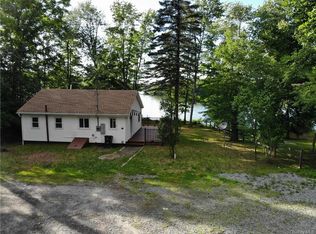 9 Redwood Ln, Swan Lake, NY 12783