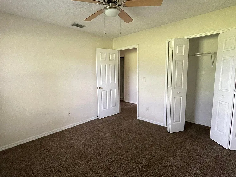 13634 Meadowpark Ave — Photo 15