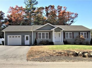 33 Old North Rd, Coventry, RI 02816