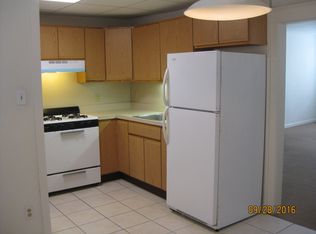 440 Wisteria Rd, Atlantic City, NJ 08401