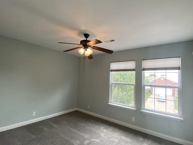 355 Vineland Place Dr — Photo 24
