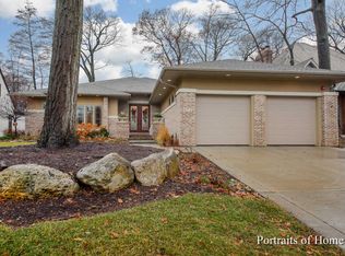 672 Riford Rd, Glen Ellyn, IL 60137