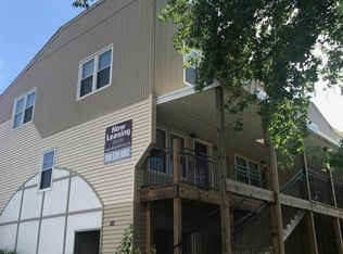 514 S University Ave APT 1, Carbondale, IL 62901