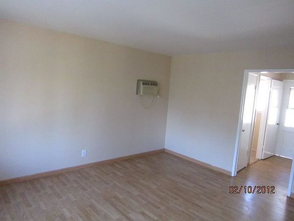 3rd image of 6437 Elmer Ave