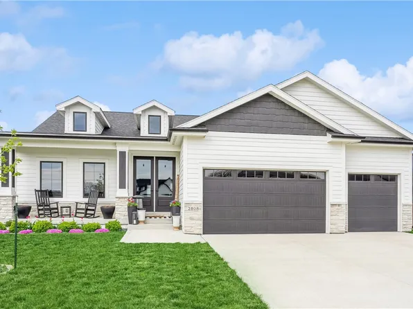 2808 NE Cherry Ct, Grimes, IA 50111