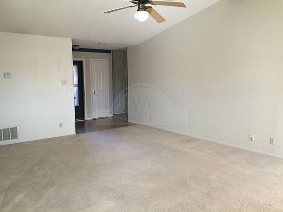 3rd image of 4713 Shawn Dr