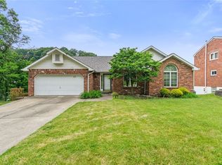 122 W Bruceton Rd, Pittsburgh, PA 15236