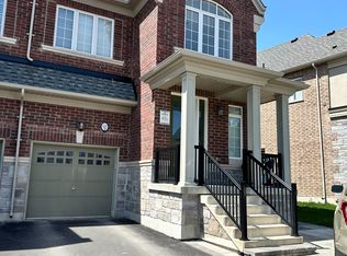 97 Forest Edge Cres #2, East Gwillimbury, ON L9N 0S6
