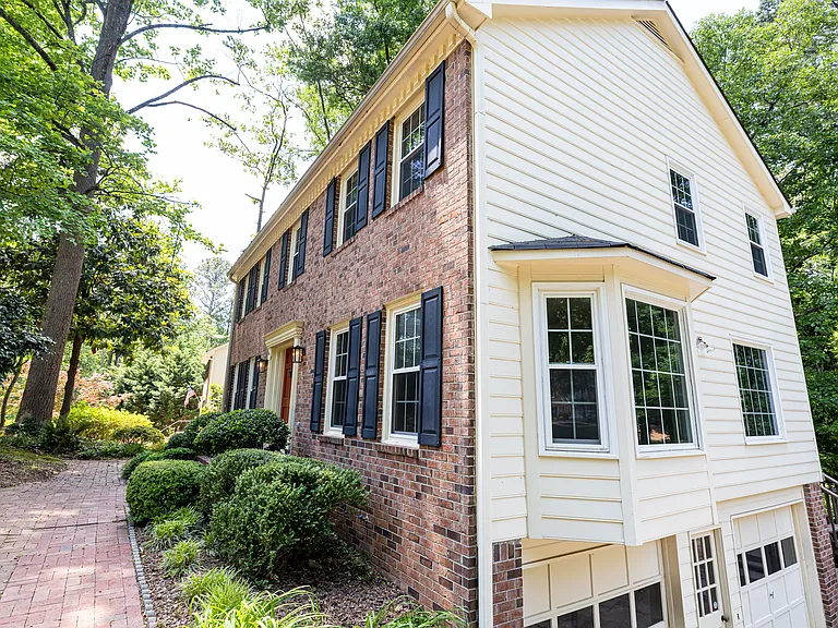 2124 Rockland Ct — Photo 4