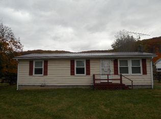 341 Lake St, Marlinton, WV 24954