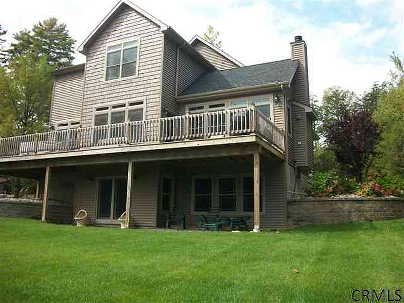 3rd image of 412 N SHORE Road