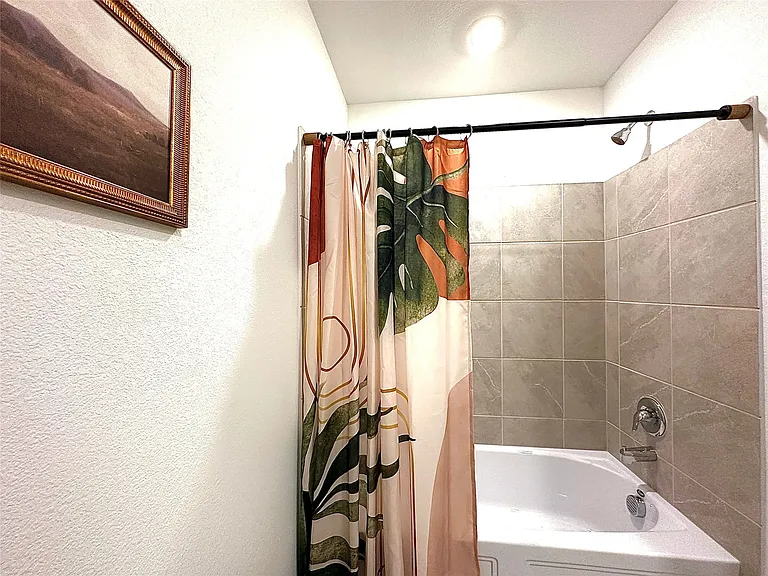 2821 Ozark Cir — Photo 15