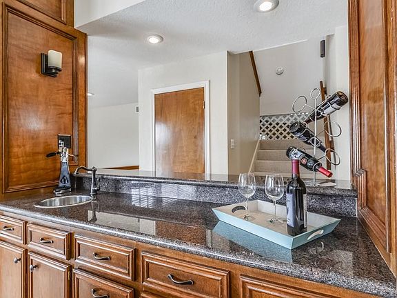 4th image of 4113 Sand Crab Ln
