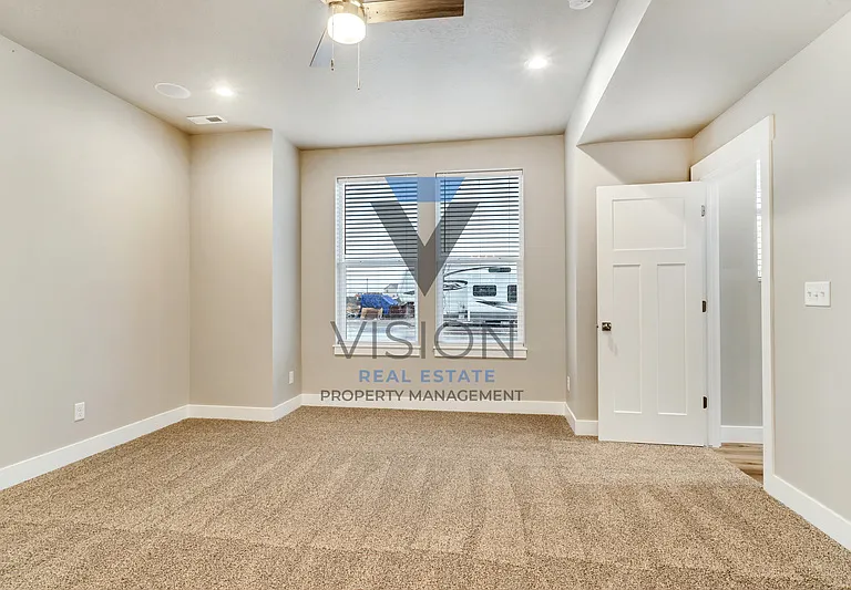 1098 S High Ridge Rd — Photo 16