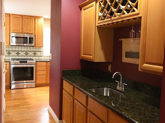 5th image of 9920 Avalon Way