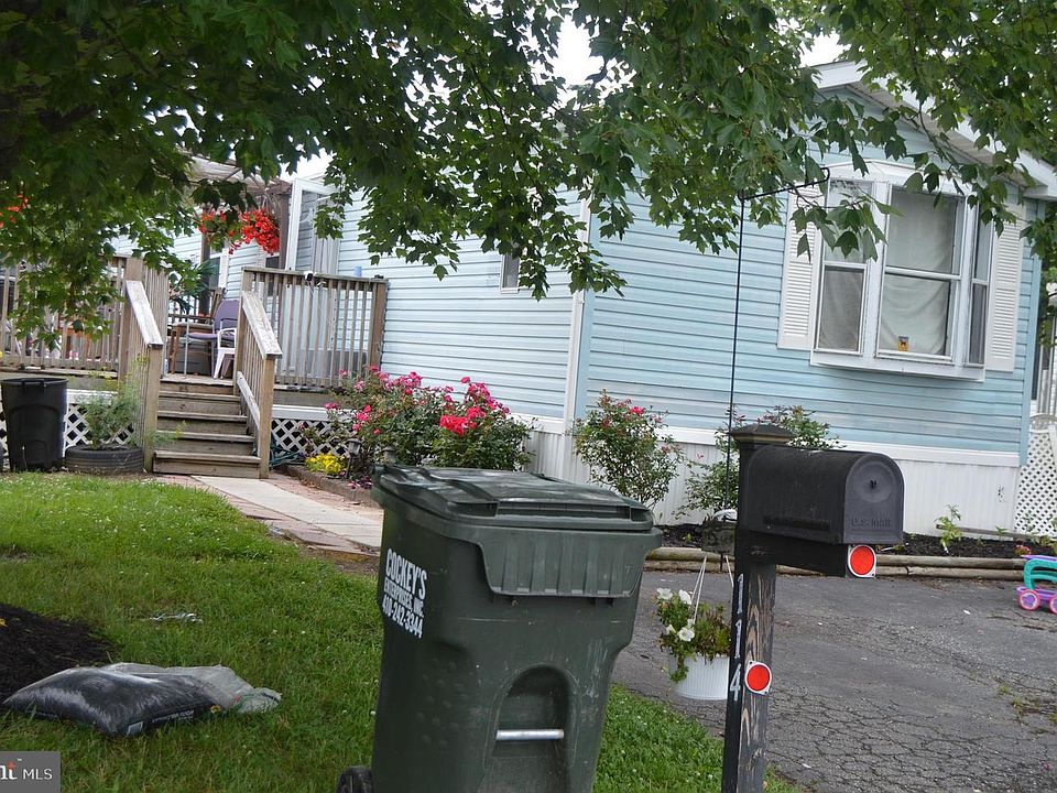 1st image of 114 Roundup Rd