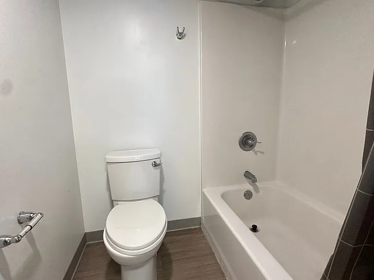 126 College Ave — Photo 22