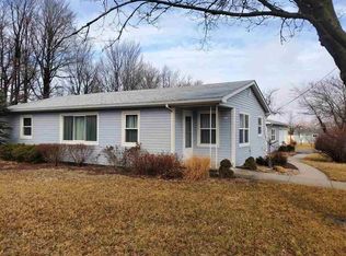 200 Garfield St, Walton, KS 67151