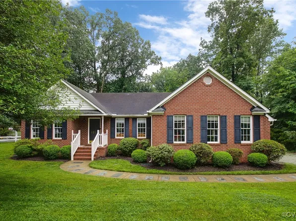8717 Chippenham Rd, Richmond, VA 23235