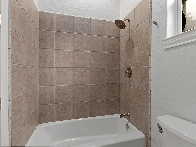 26807 Interstate Highway 10 W #2 — Photo 36