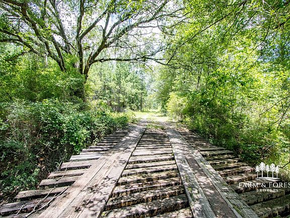 3rd image of Xx1 Sandridge Church Rd